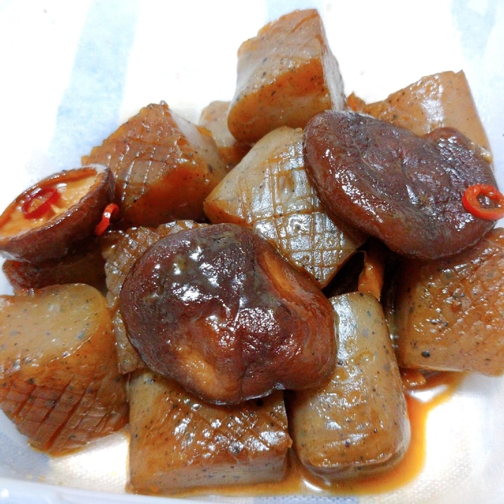 作りおきやお弁当にも 蒟蒻としいたけのピリ辛煮 レシピ 作り方 By Kochacha 楽天レシピ